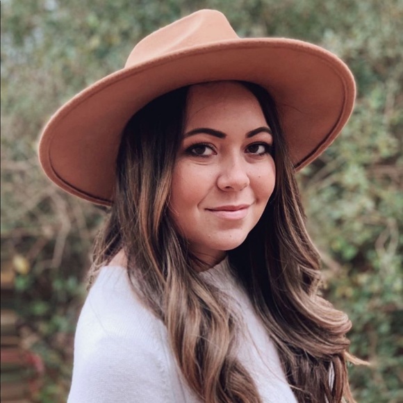 Meet your Posher, Morgan - Picture 1 of 1